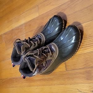 Tommy hilfiger duck boots